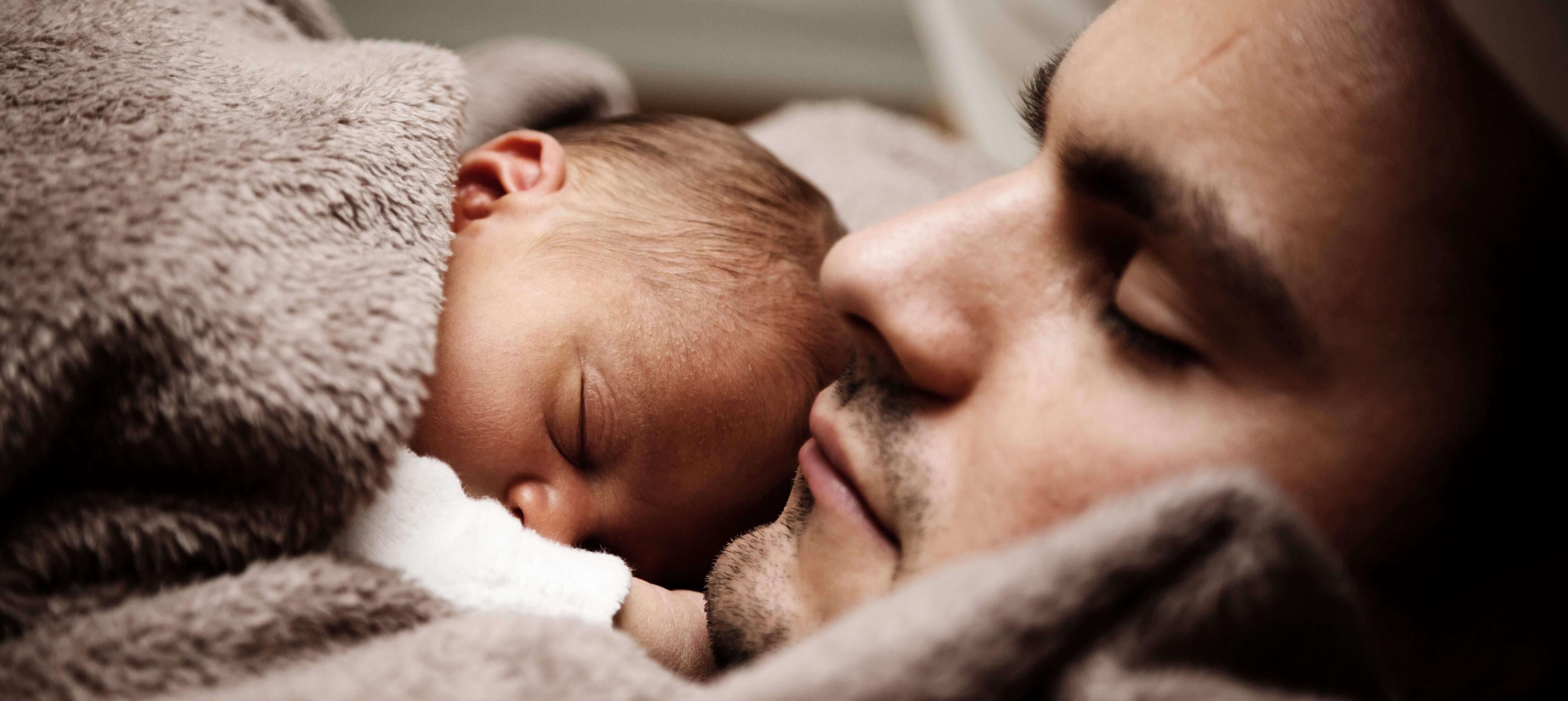 What is Safe Co-Sleeping and When Should You Stop?