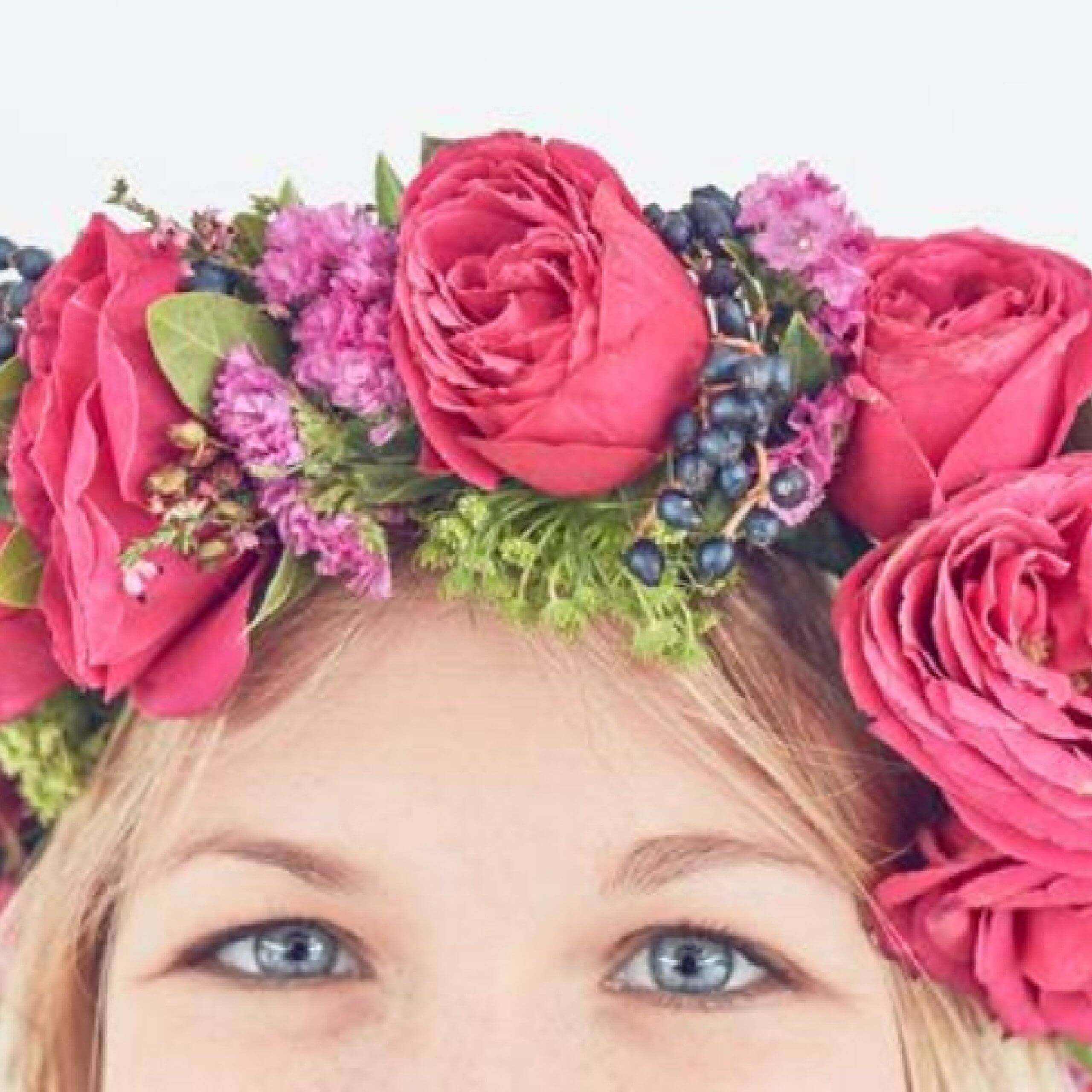 Create Your Own Flower Crown in 10 Simple Steps