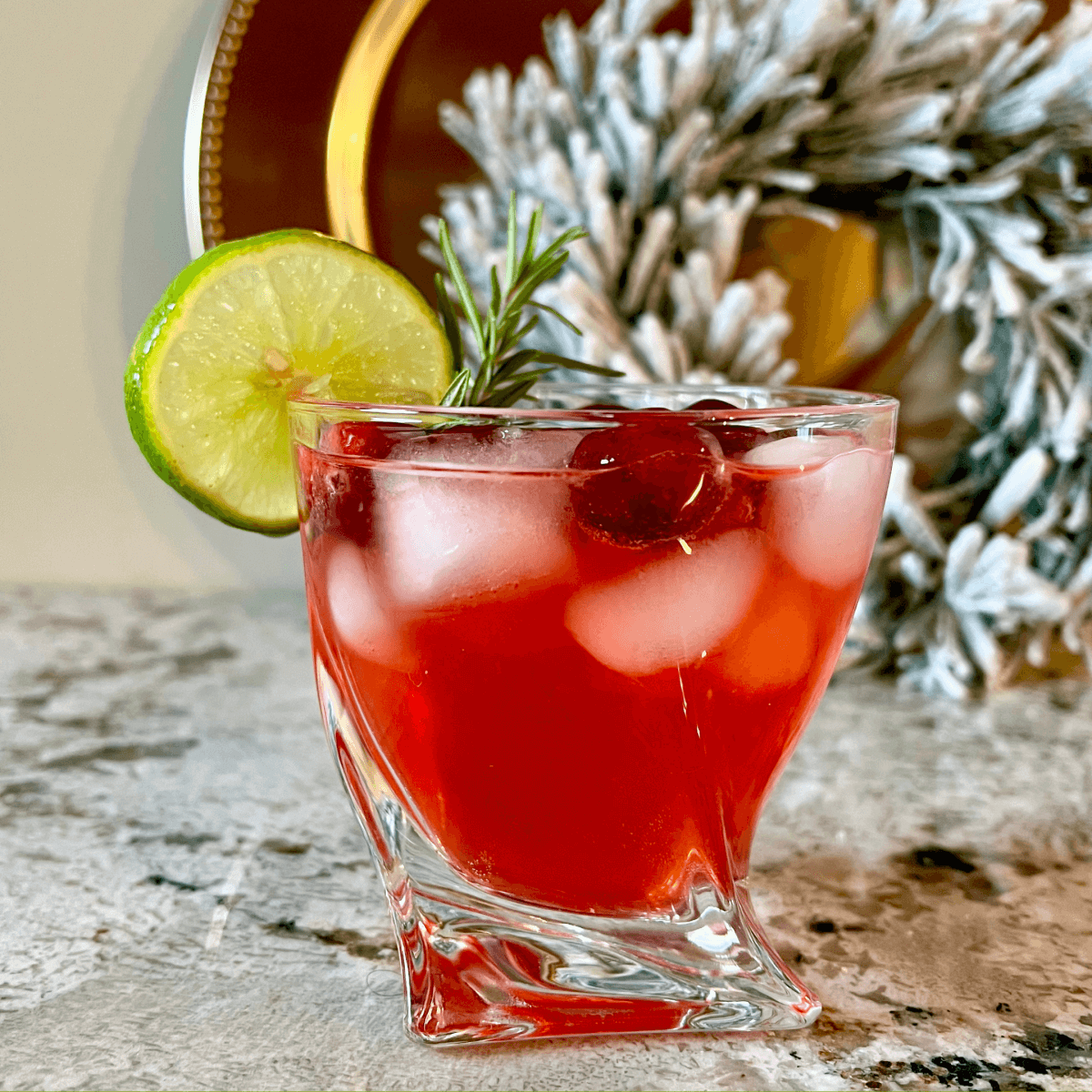 Mocktail – Sparkling Cranberry Mule Mocktail