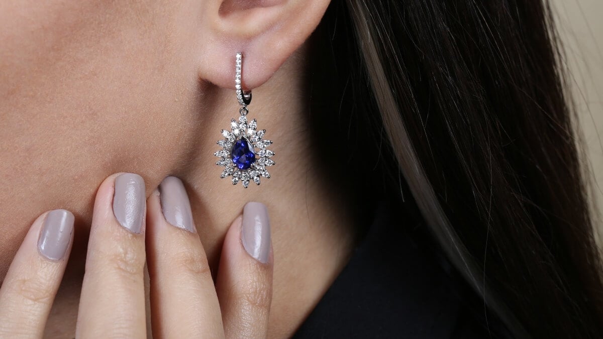 Princess Diana’s Sapphire And Diamond Earrings – All Diamond