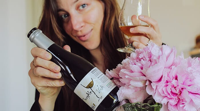 Send Wine As a Gift: FAQs & Pairings For Every Friend