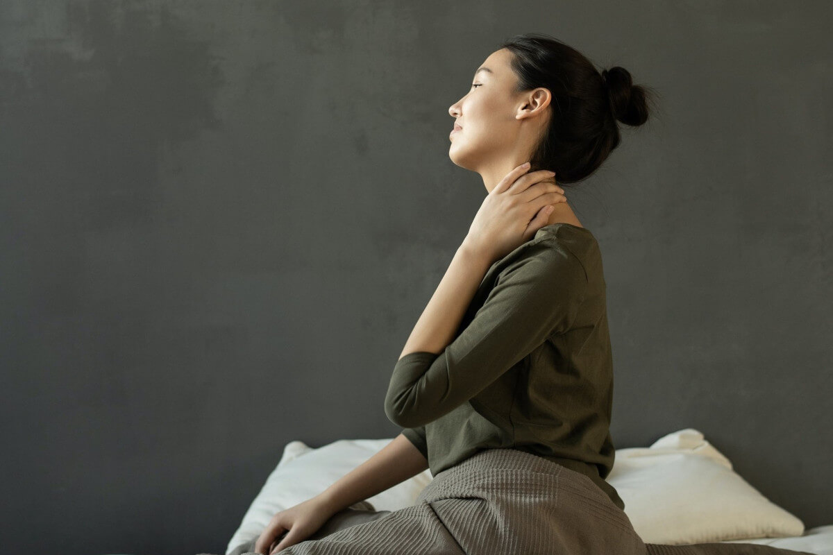 5 Best Home Remedies for Back and Neck Pain