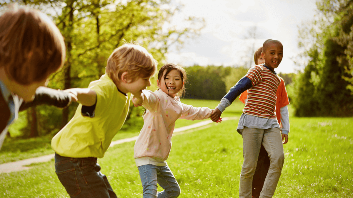 Wie Kinder Freunde finden - 15 Tipps