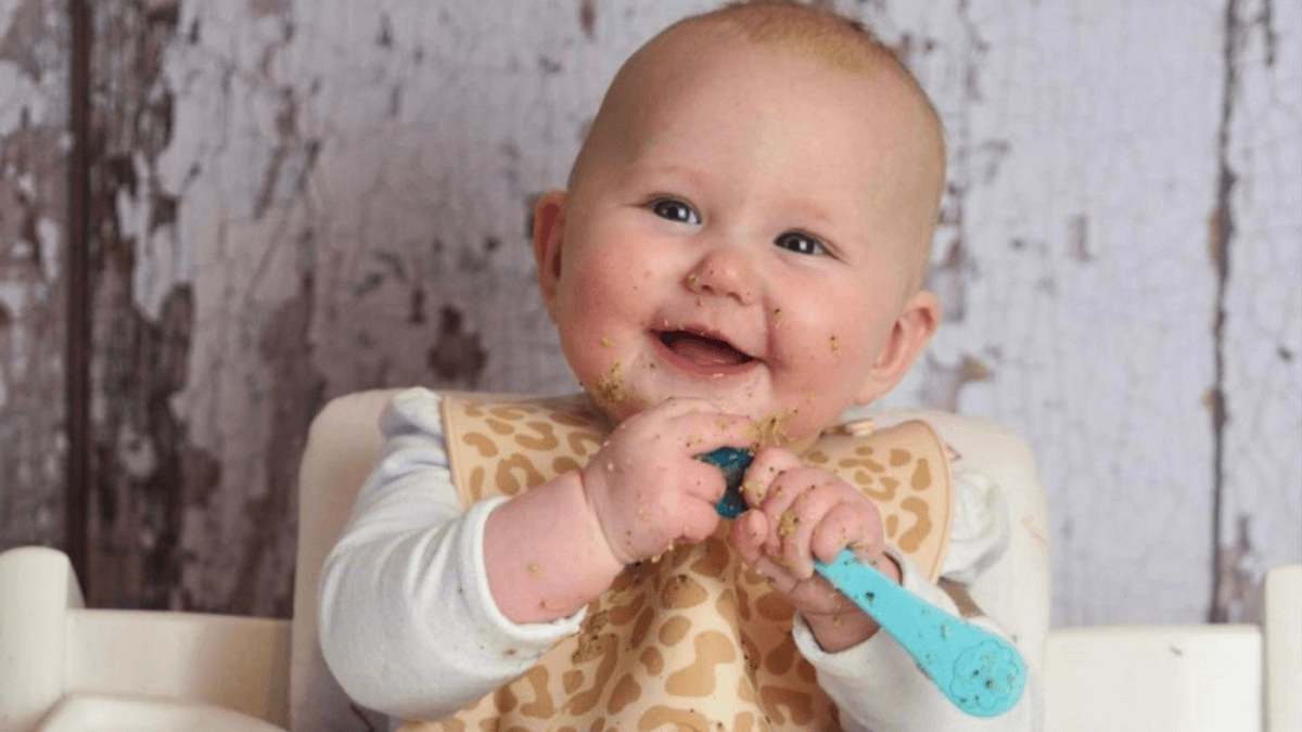When to Introduce Cutlery to Children - Babies and Weaning