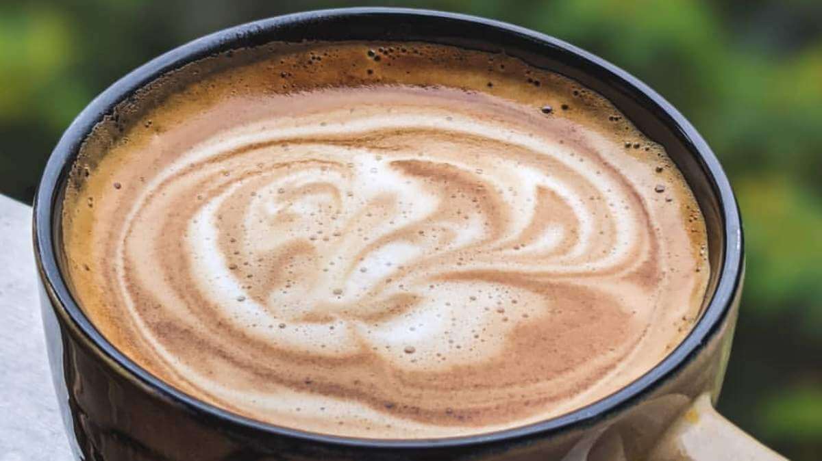 5 milk alternatives for your coffee routine
