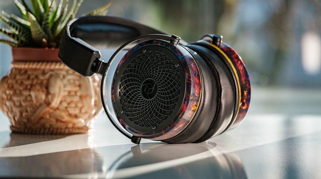 Planar Magnetic vs Dynamic Driver Headphones - Which is better?