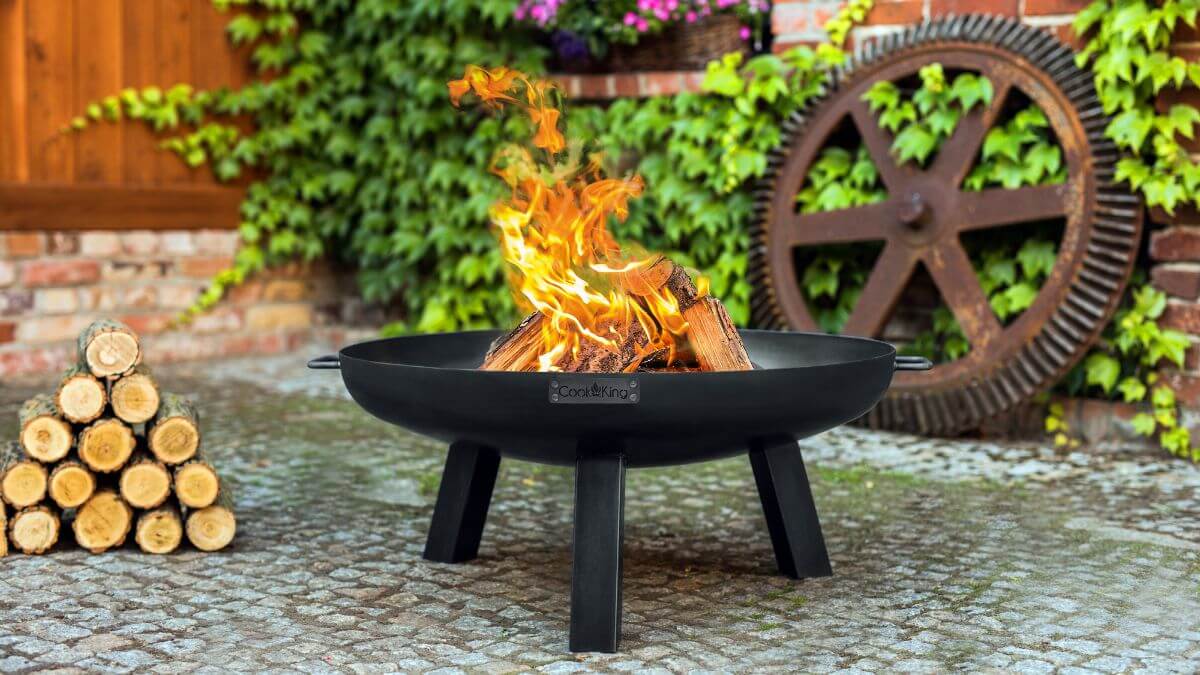 Patio Fire Pit: Choosing the Perfect Wood Burning Fire Pit