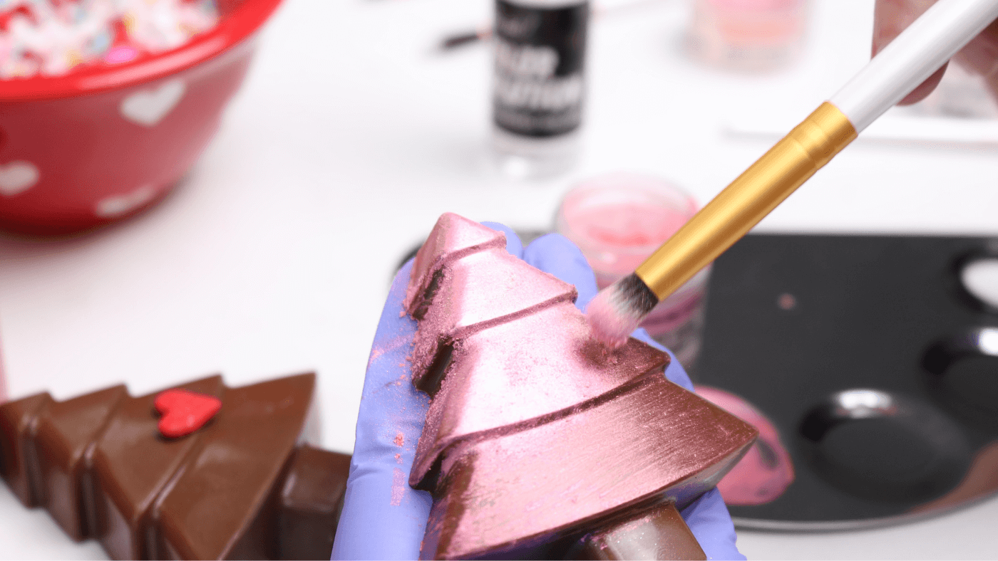 How To Put Luster Dust On Chocolate