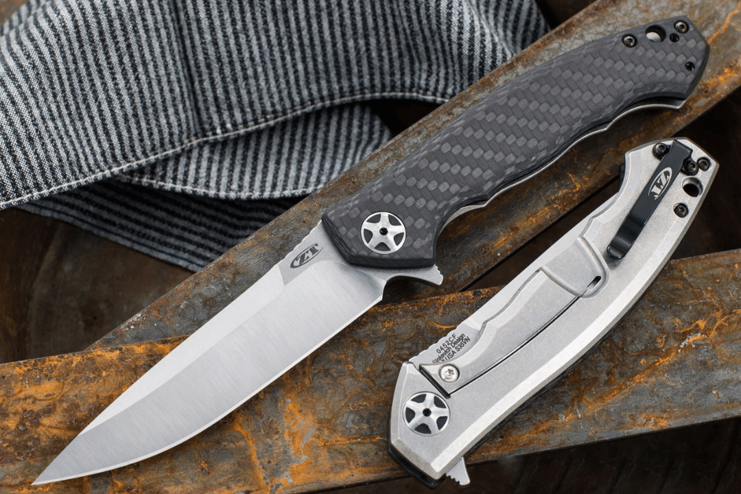 THE BEST CARBON FIBER KNIVES YOU CAN BUY