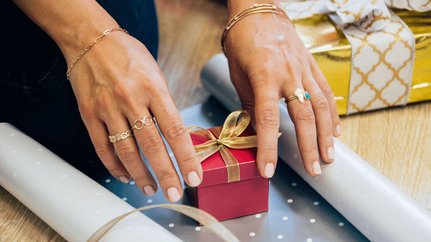 10 Fine Jewelry Gifts to Celebrate the Holidays