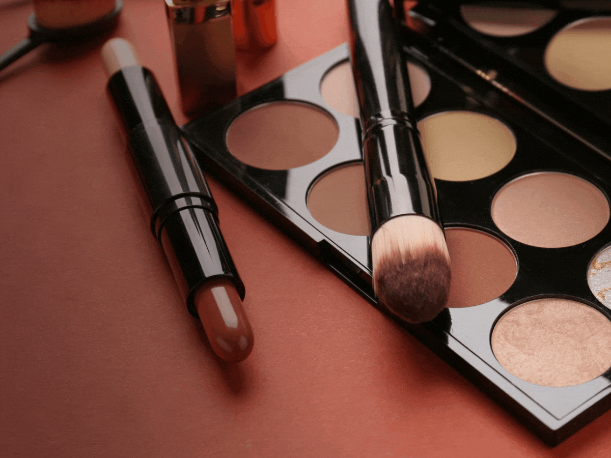 HOW LONG IS YOUR MAKEUP GOOD FOR AFTER OPENING?