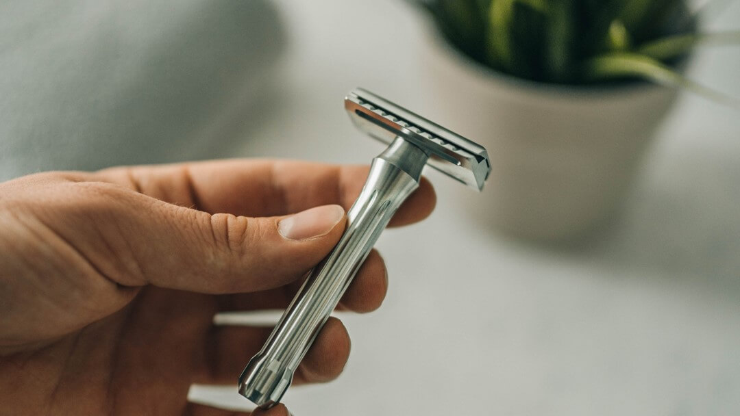 Safety Razor vs. Disposable: Which Should You Buy?