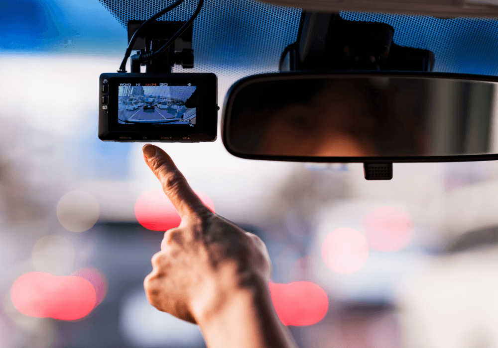 Dash Cam Buying Guide: The Perfect Car Accessory
