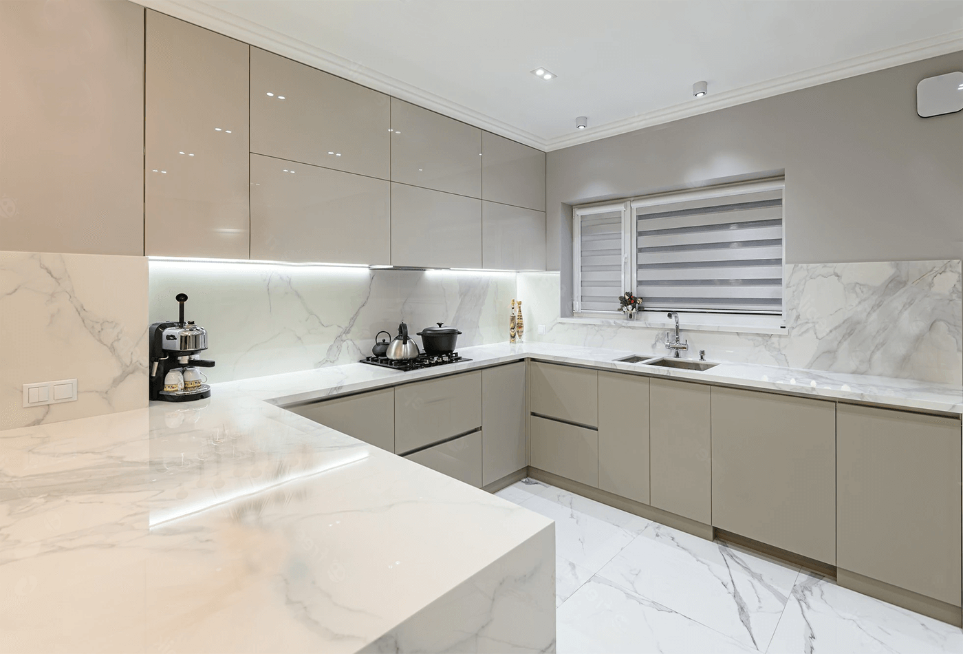 Marble Worktops to Create a Luxurious Kitchen