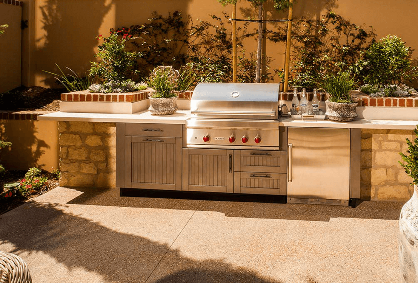 How Do I Build an Outdoor Kitchen on a Budget?