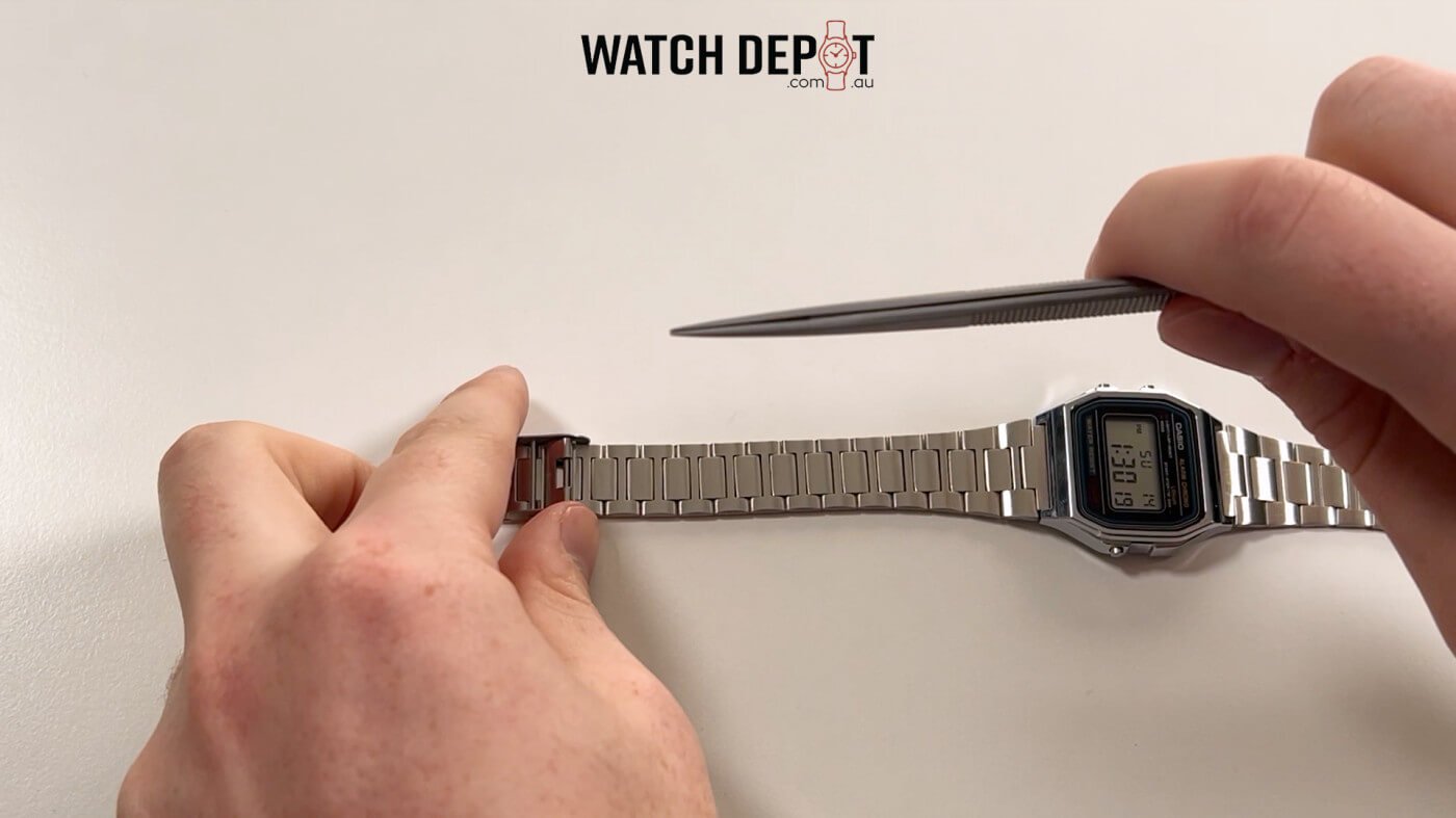 How To Adjust A Casio Watch Band | Watch Depot