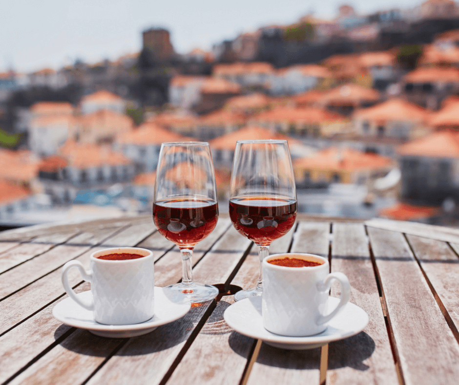 5 Benefits That Coffee Shares with Red Wine