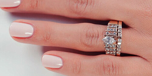 engagement ring trends by decade: 1970s