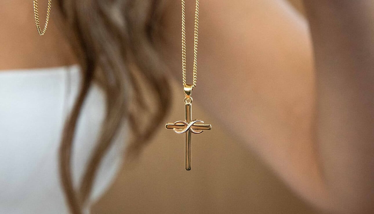 A guide to infinity necklace meanings - cross