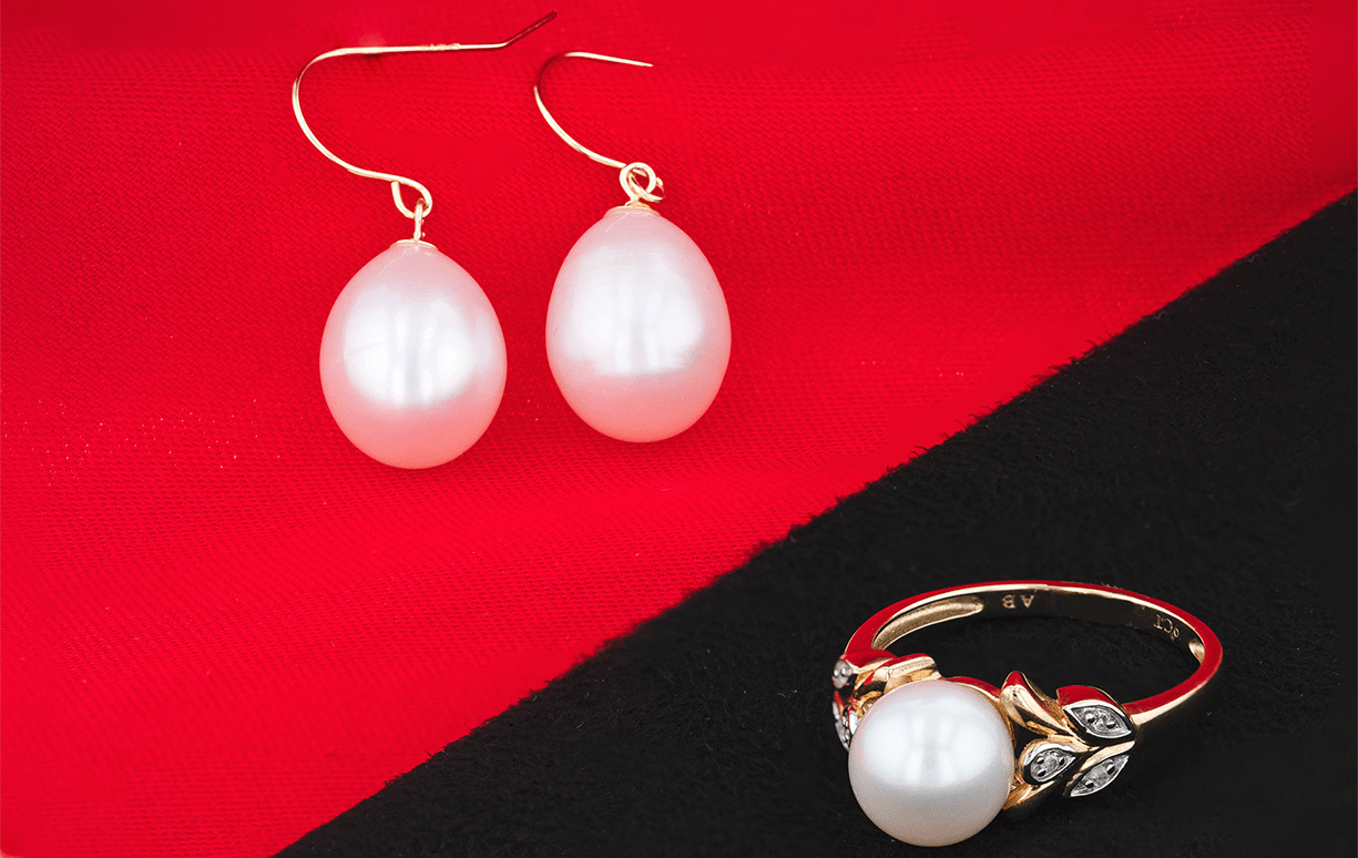 Overview| Elegant Pearl Drop Earrings | The Perfect Bridal Accessory