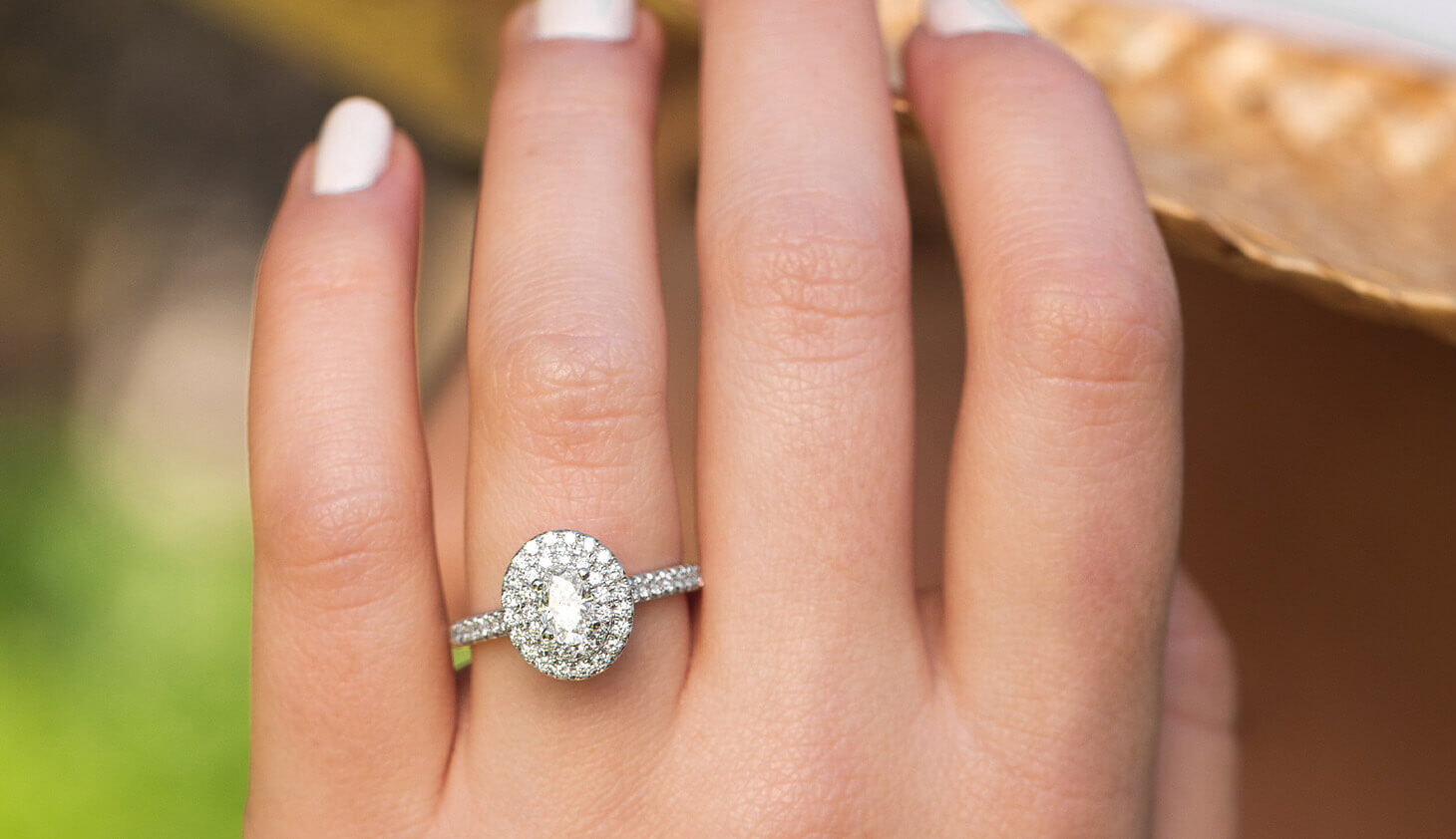The Perfect Engagement Rings Based On Your Zodiac Sign | Pisces