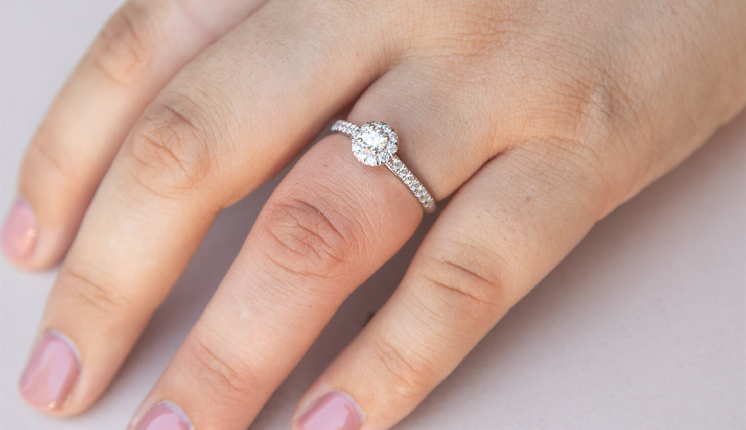 The Perfect Engagement Rings Based On Your Zodiac Sign | Cancer