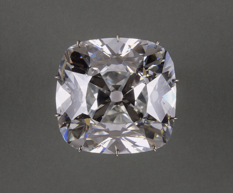facts about diamonds - the Regent diamond was once part of Napolean's sword
