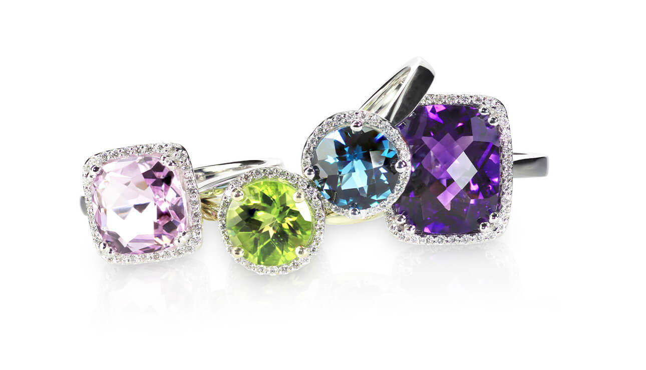 A Guide to Formal Event Jewellery: Gemstone Ring