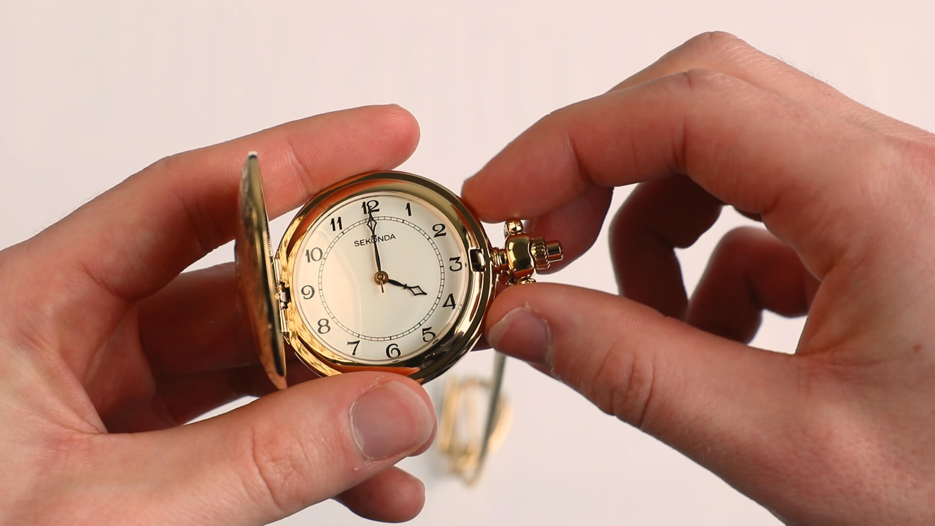 how to change the time on a pocket watch with pendant set
